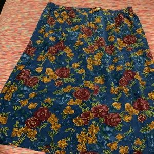 Vintage Jennifer Moore 100% silk wrap around skirt